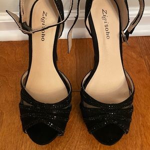 Zigi soho 5” black heels